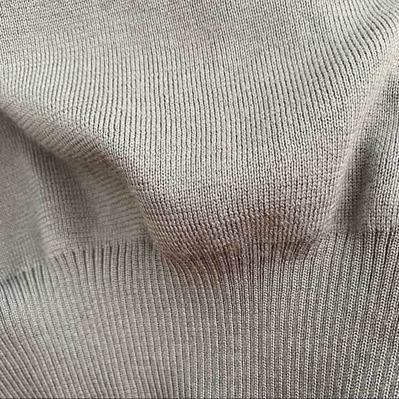 Obermeyer “T-Bird” Wool Ski Sweater - Picture 9 of 11